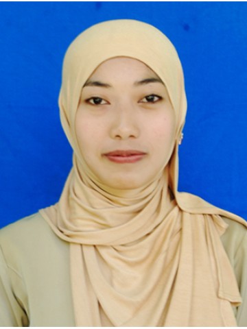 Lia Puji Astuti, SE